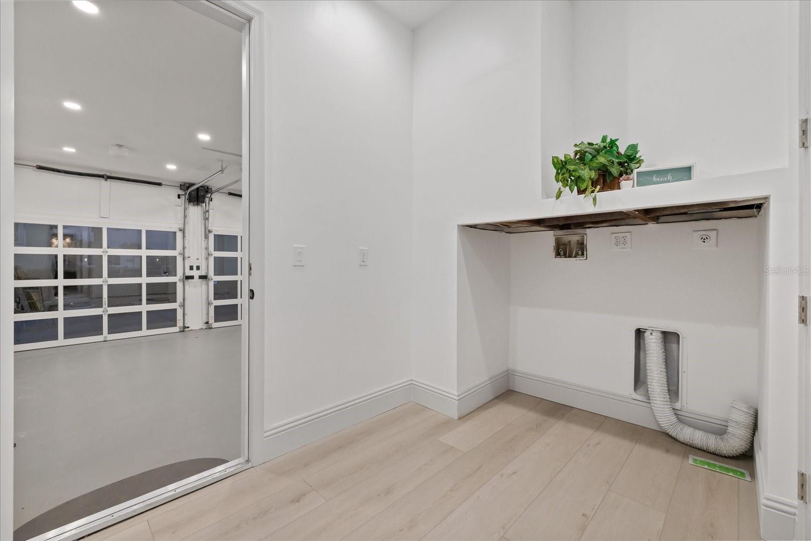 6121 BAYSIDE DR — photo 78