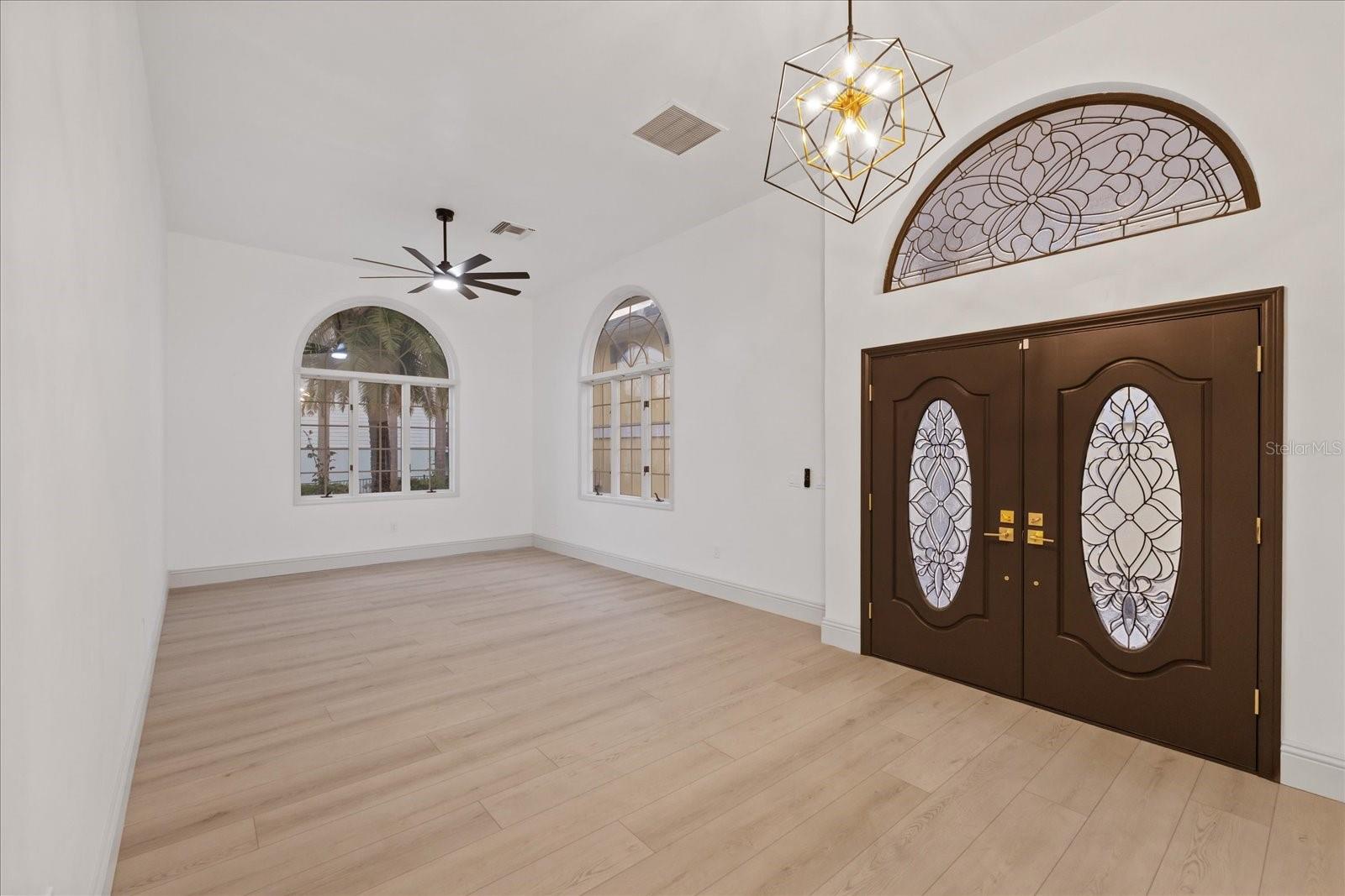 6121 BAYSIDE DR — photo 15