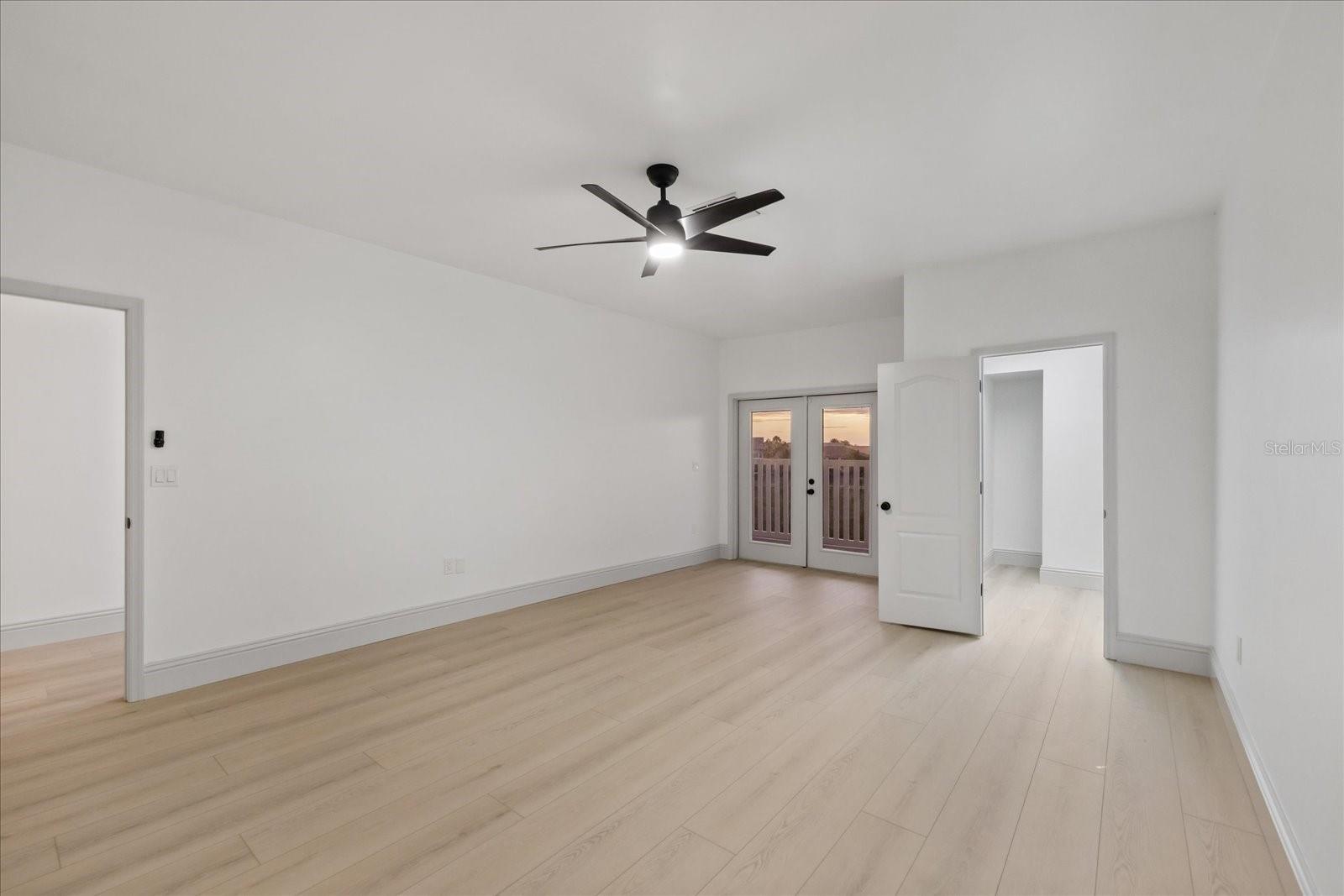 6121 BAYSIDE DR — photo 58