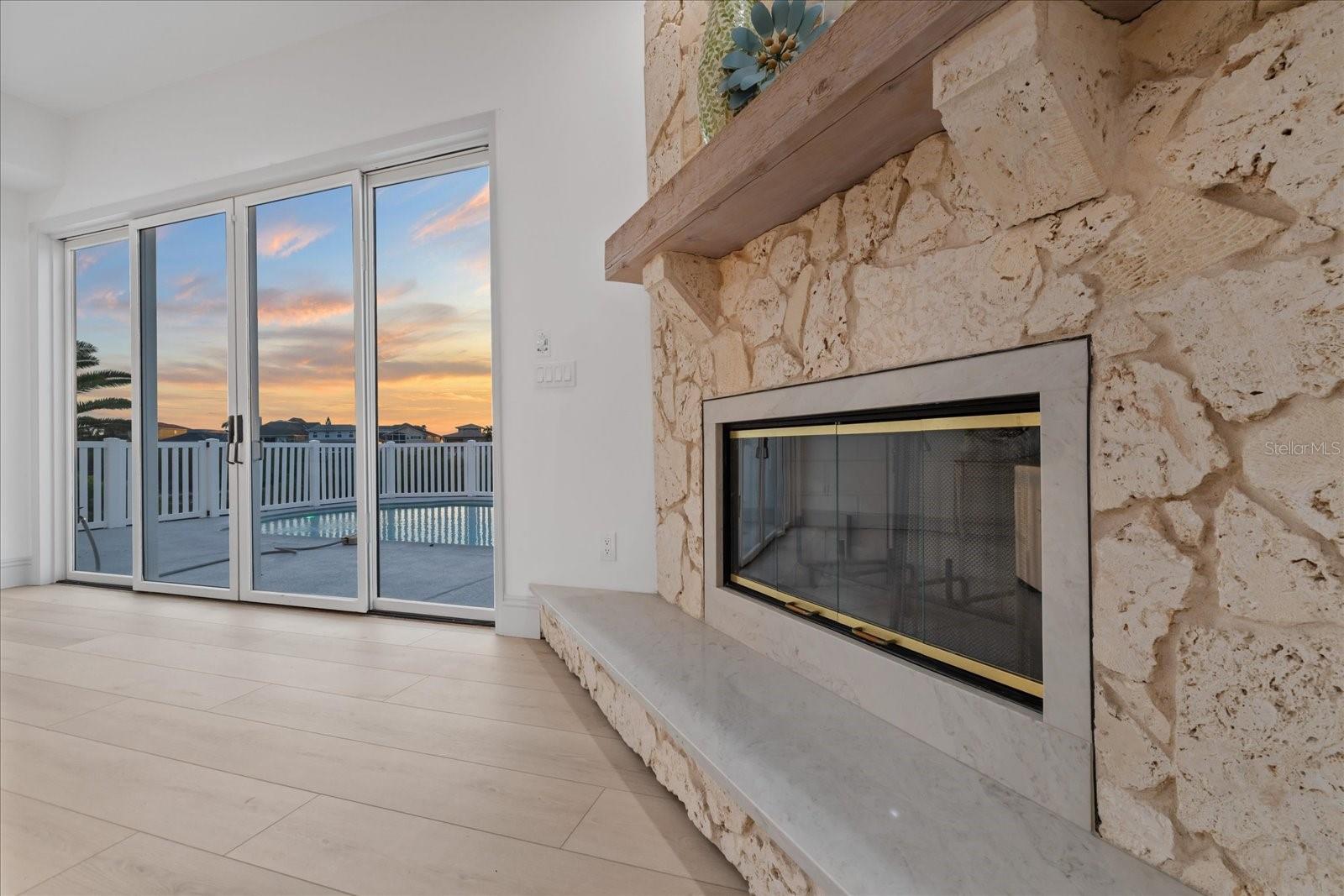 6121 BAYSIDE DR — photo 26