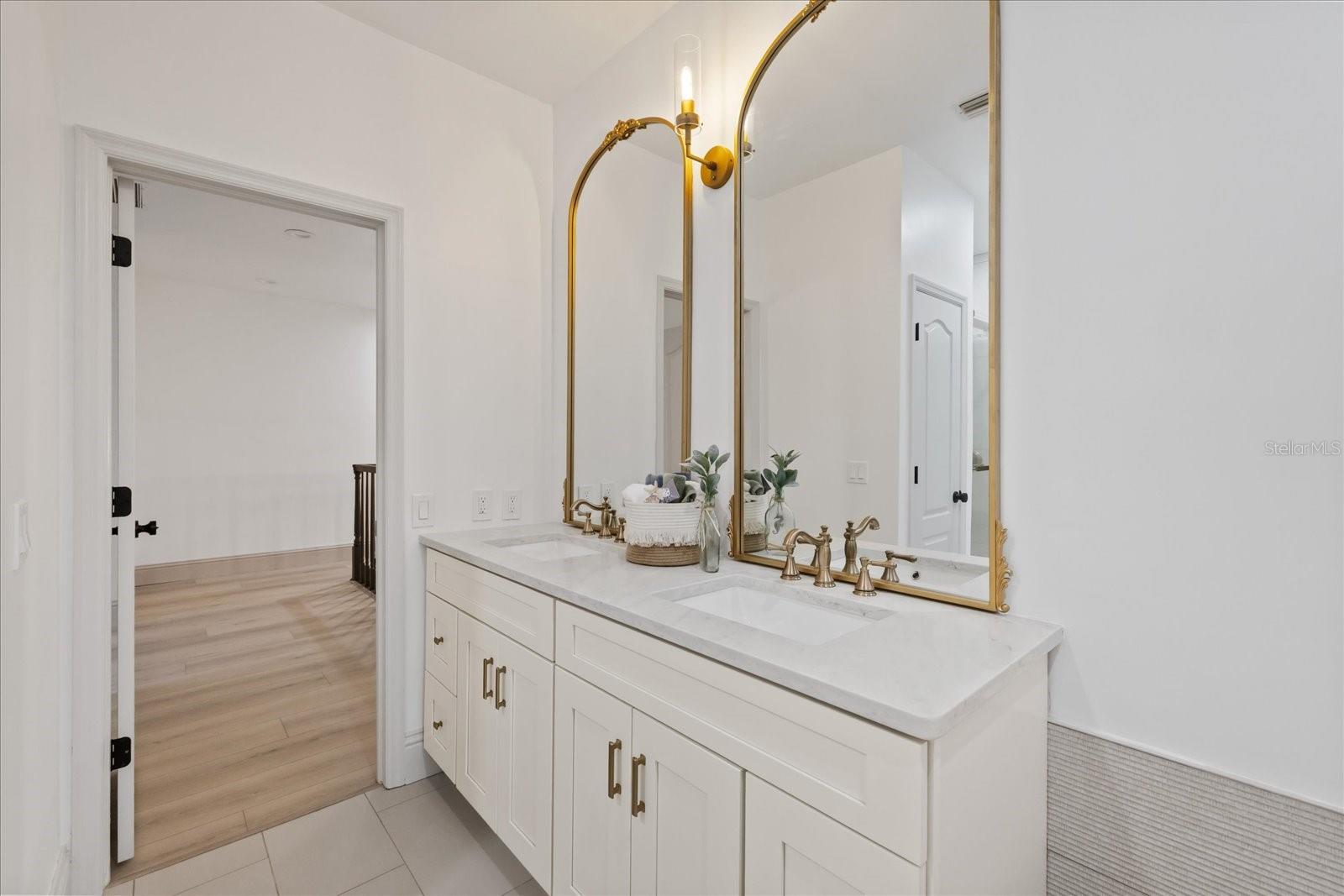 6121 BAYSIDE DR — photo 54