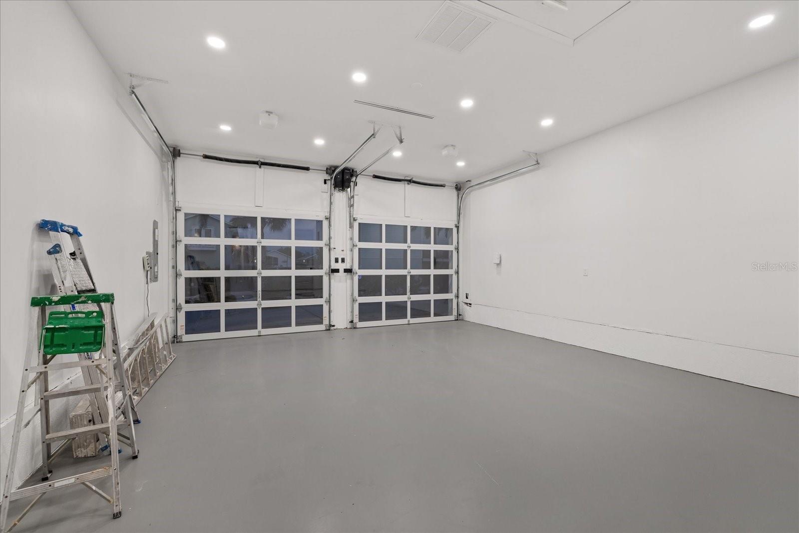 6121 BAYSIDE DR — photo 79