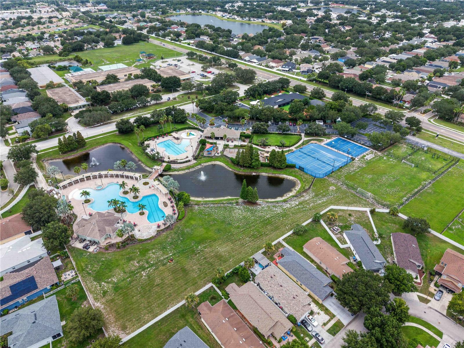 11326 LAUREL BROOK CT — photo 18