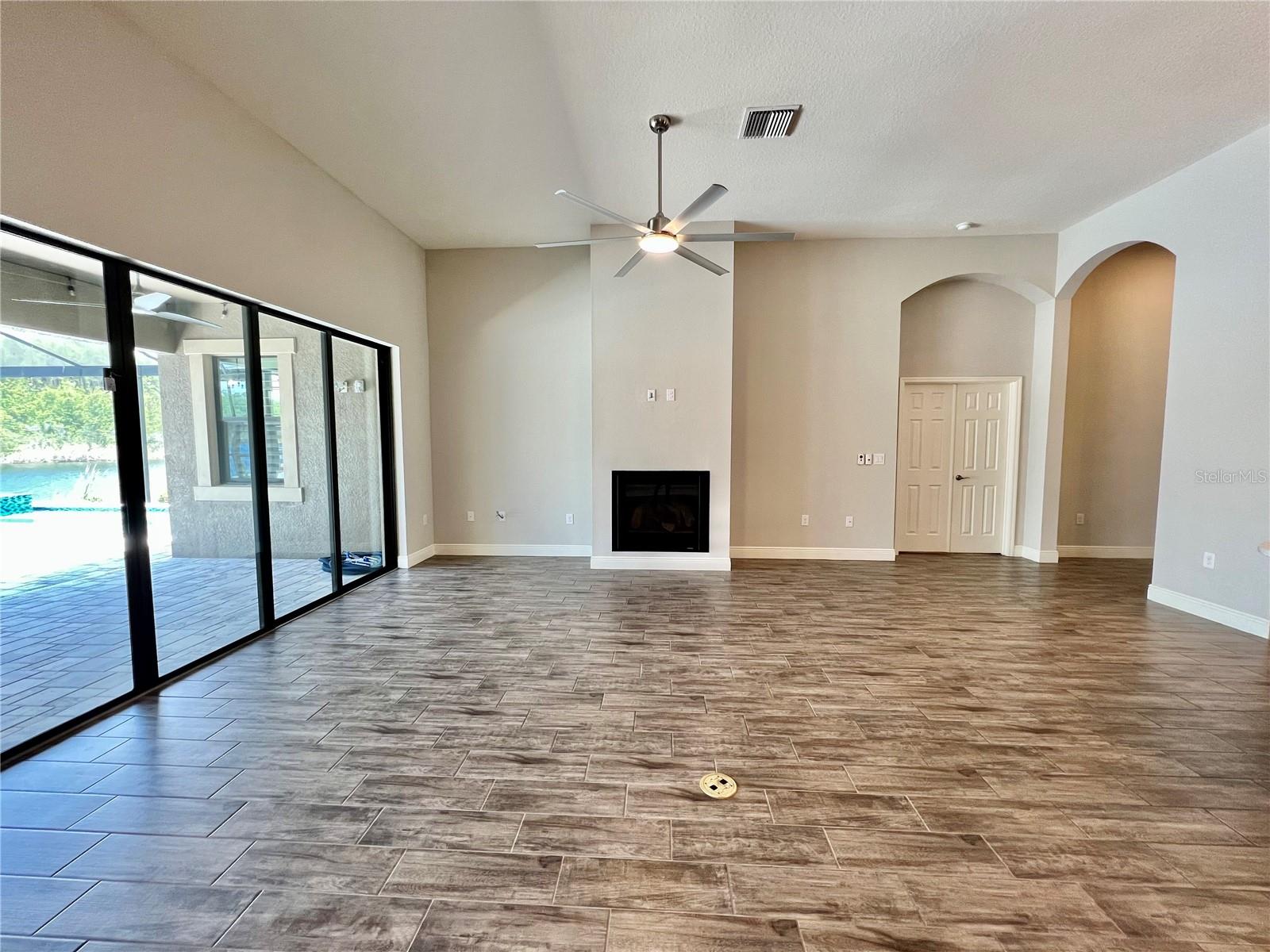 19237 FALCON CREST BLVD — photo 24