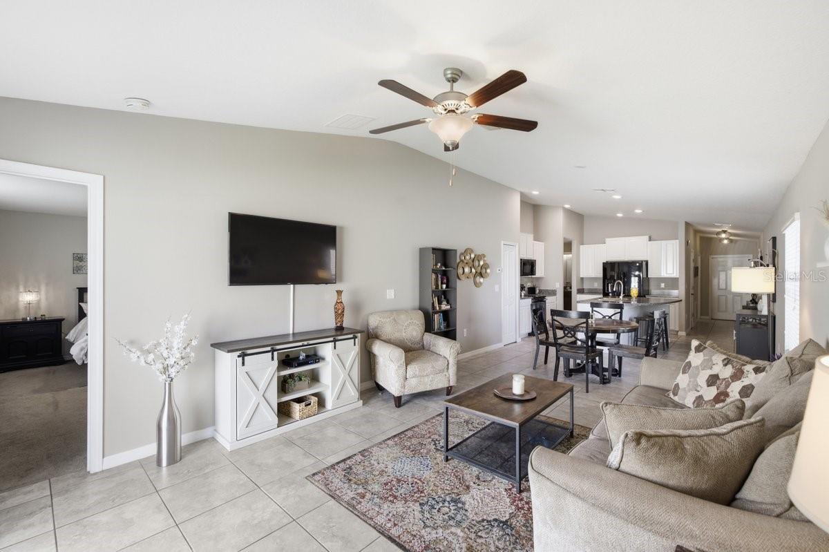 6830 BLUE MOON WAY — photo 8