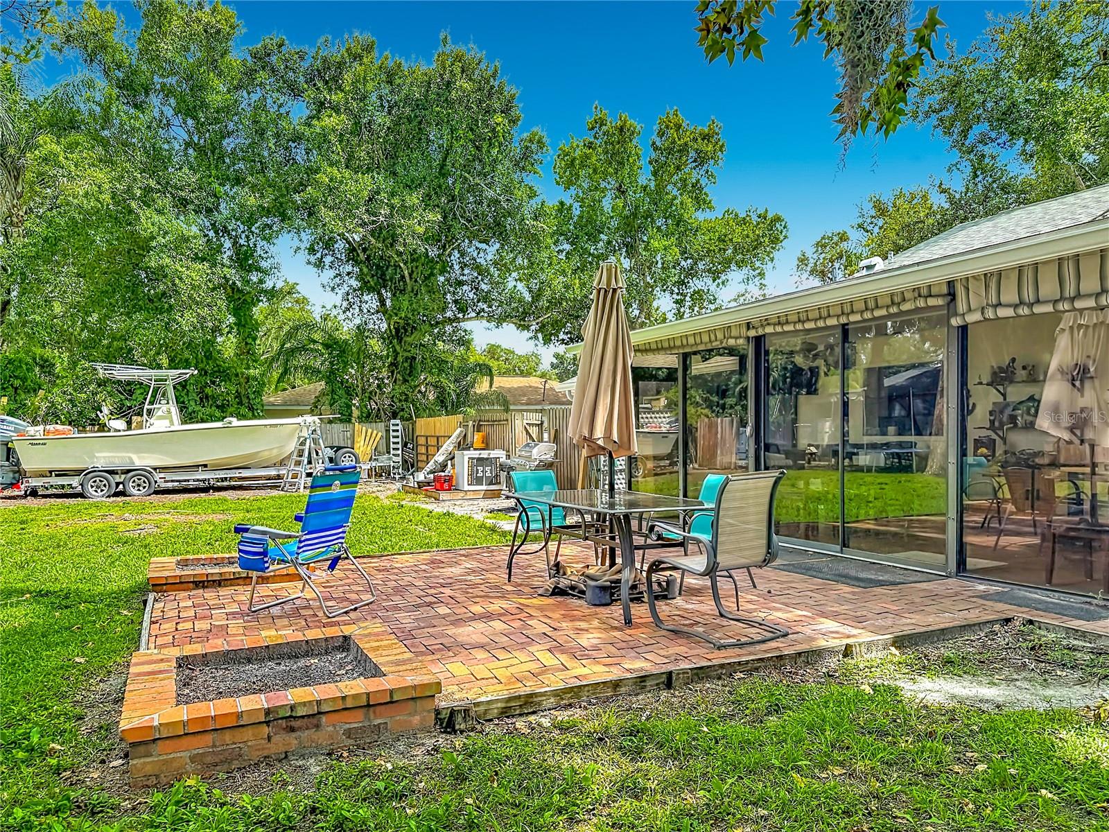 1953 ROLLING GREEN CIR — photo 46