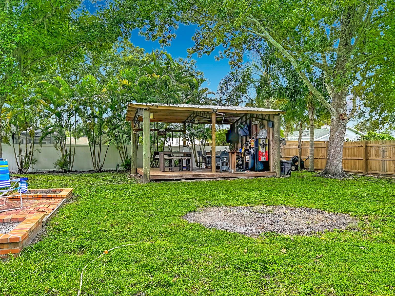 1953 ROLLING GREEN CIR — photo 47