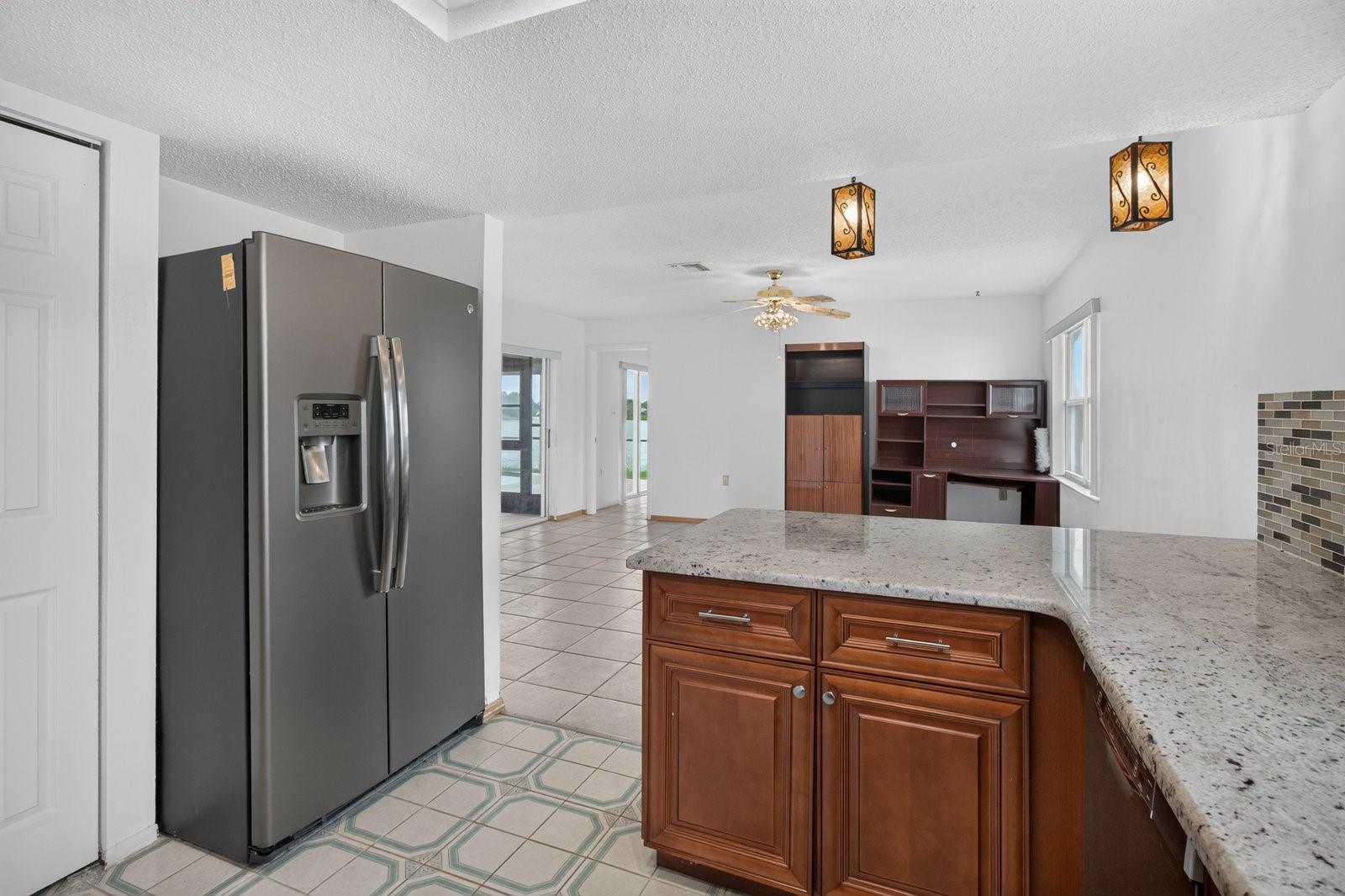 9615 TOWANDA LN — photo 15