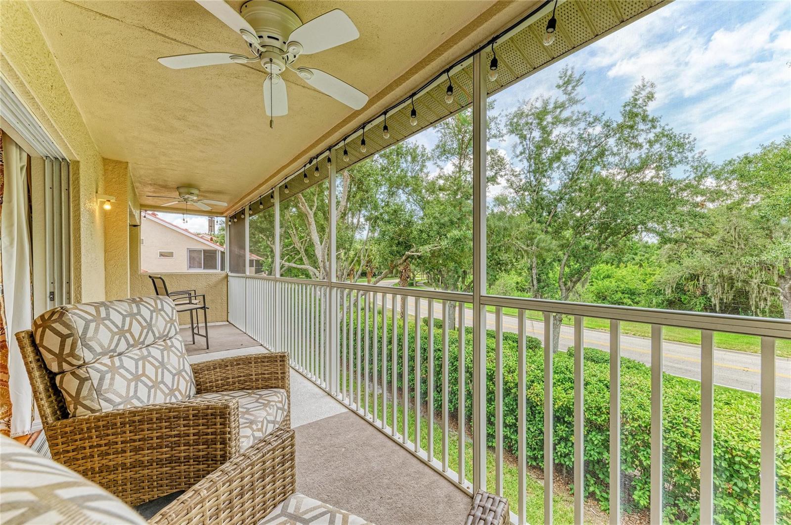 7126 CEDAR HOLLOW CIR — photo 44