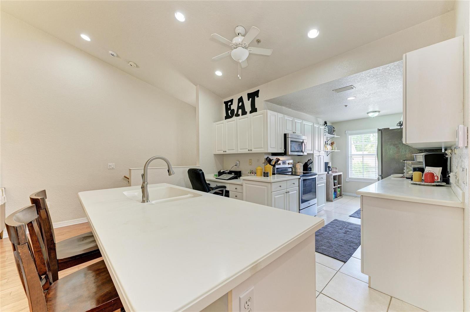 7126 CEDAR HOLLOW CIR — photo 19