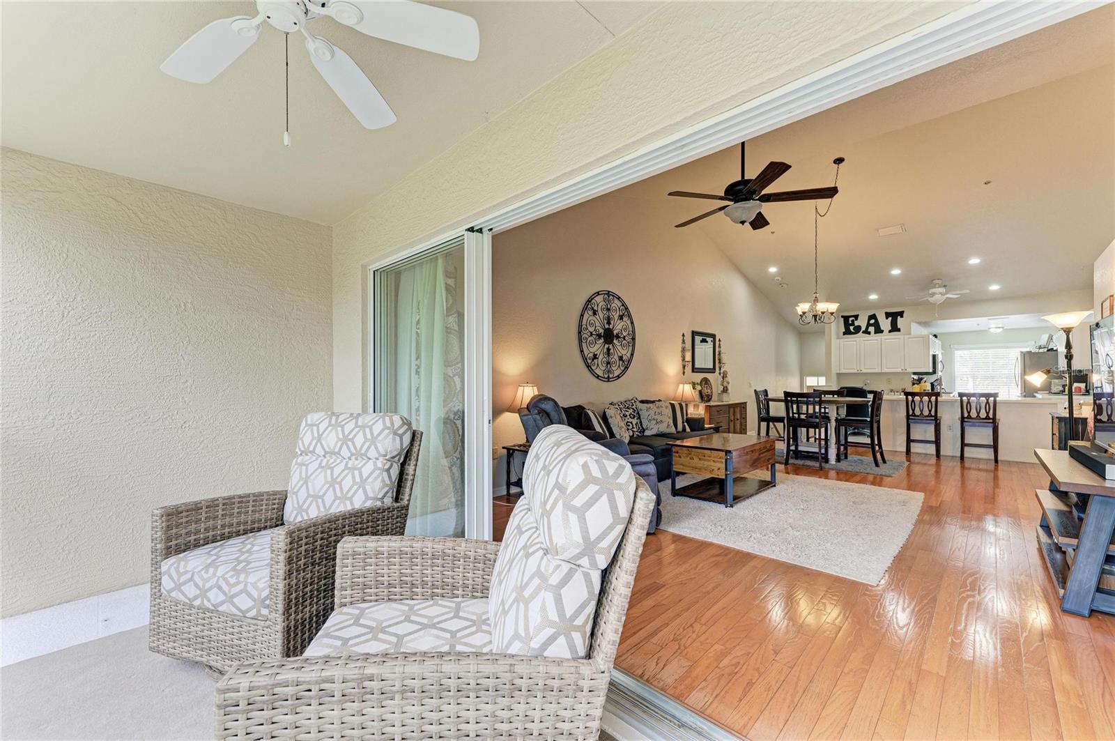 7126 CEDAR HOLLOW CIR — photo 30