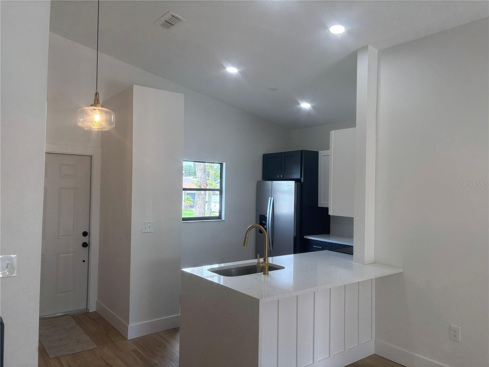 1107 GOSHEN RD — photo 5