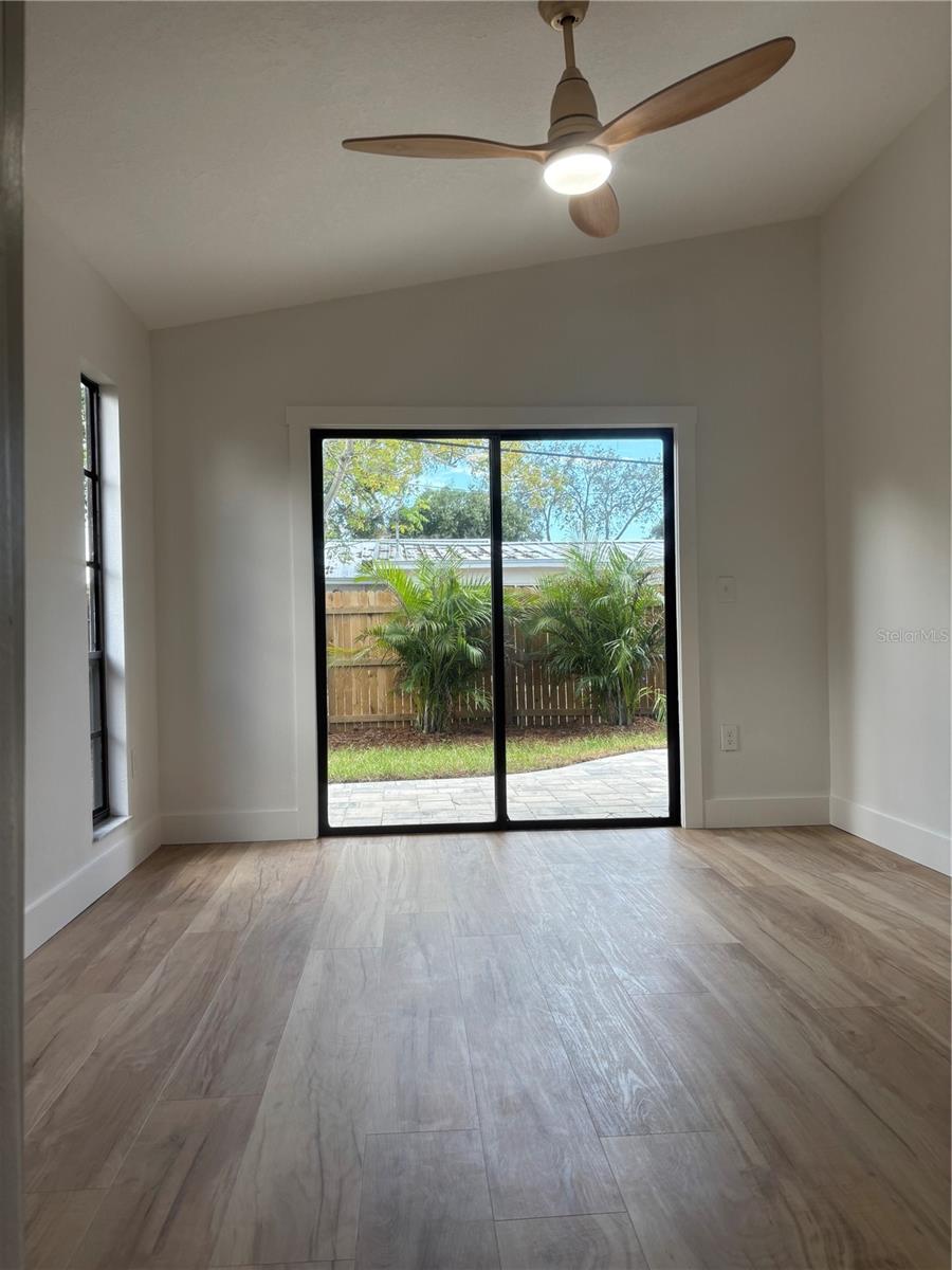 1107 GOSHEN RD — photo 11