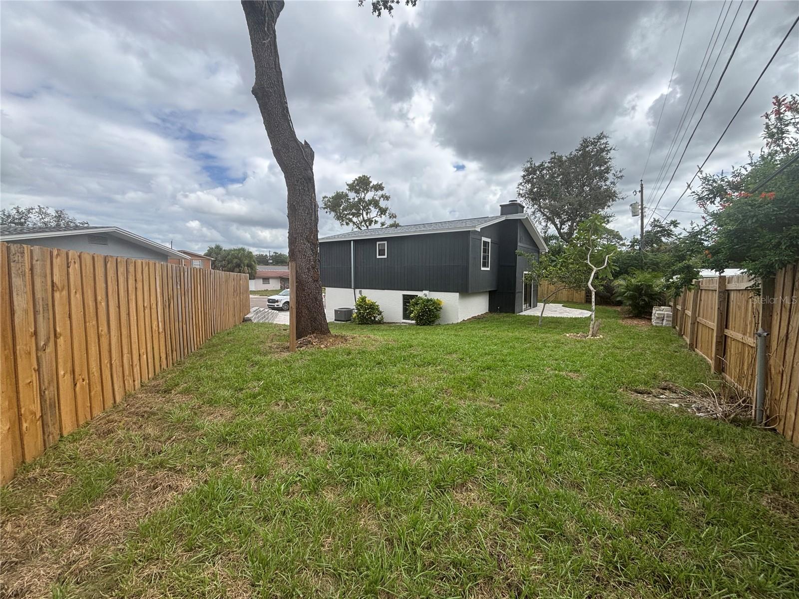 1107 GOSHEN RD — photo 15