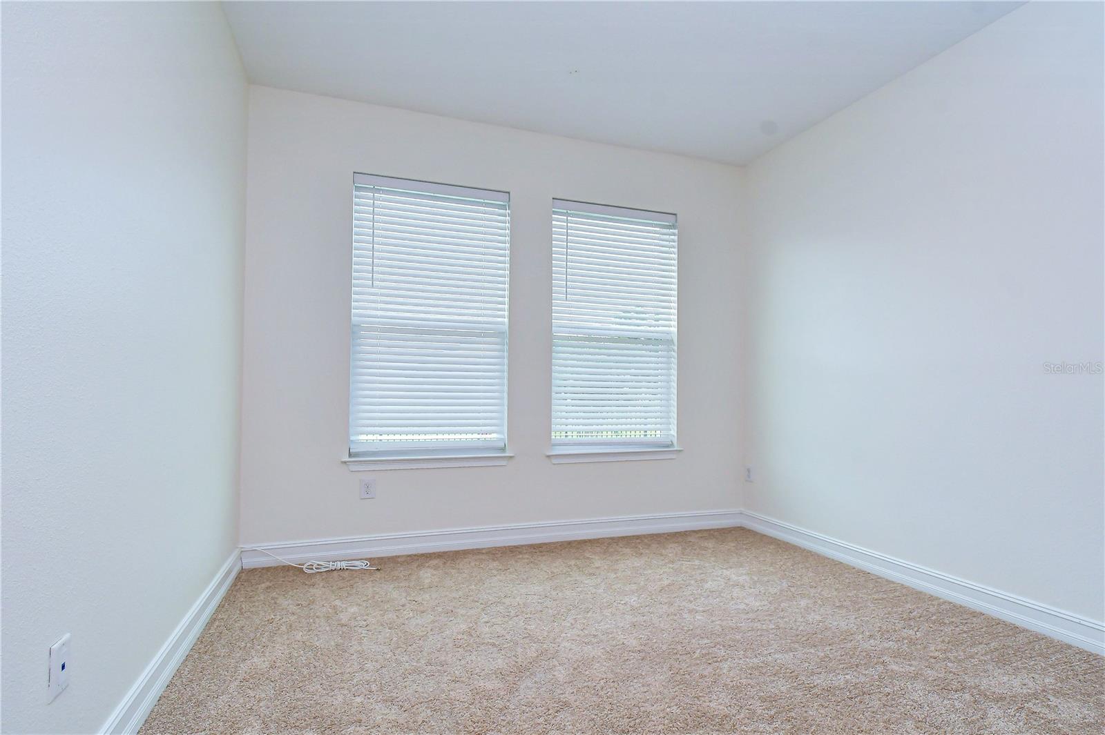 4749 ROLLING GREEN DR — photo 20