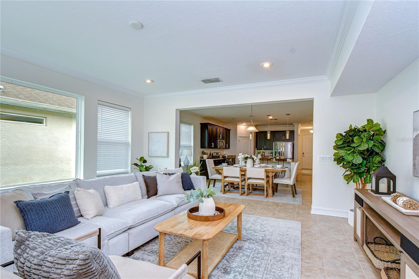 4749 ROLLING GREEN DR — photo 11