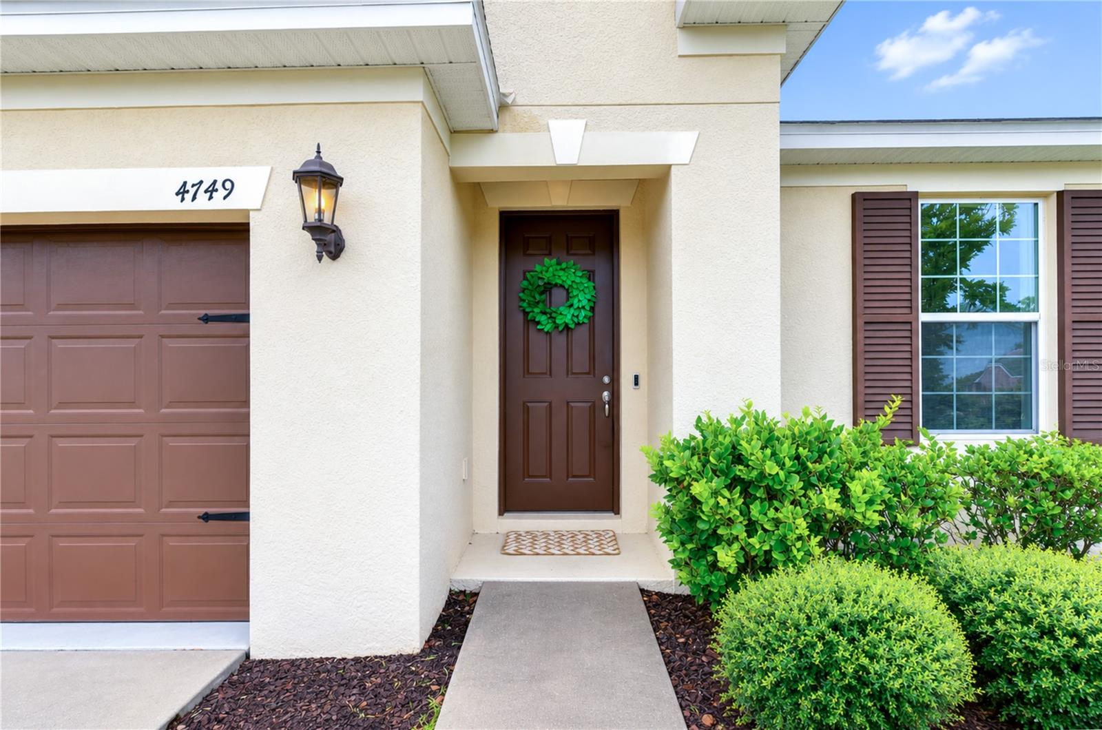 4749 ROLLING GREEN DR — photo 30