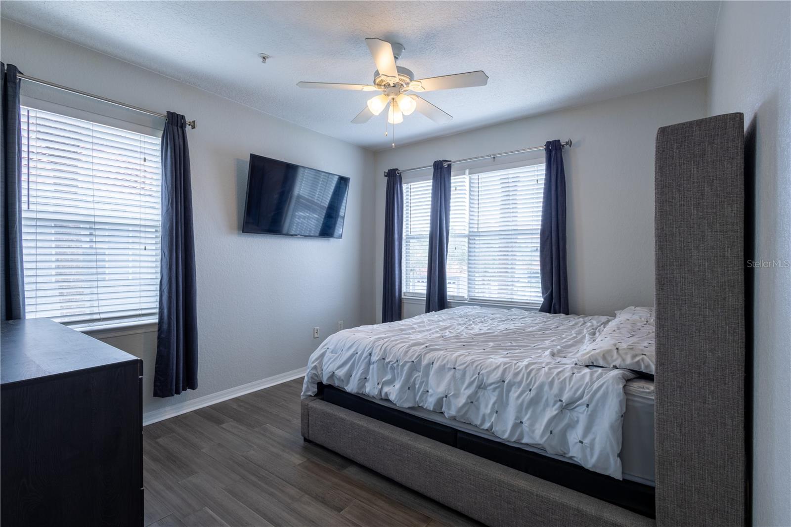 18001 RICHMOND PLACE DR #427 — photo 10