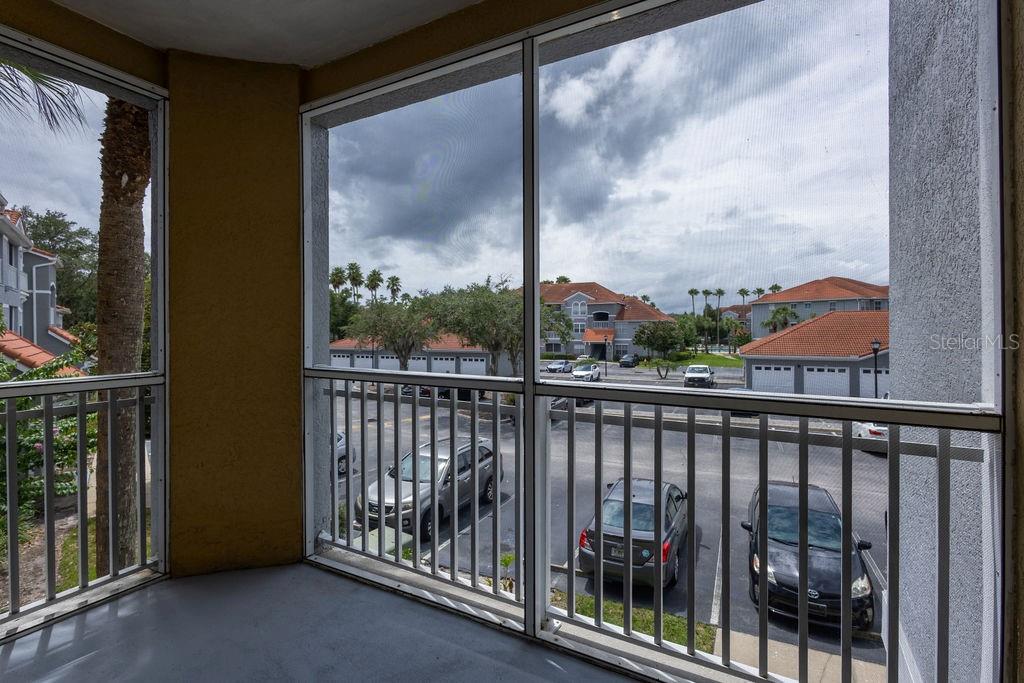 18001 RICHMOND PLACE DR #427 — photo 15