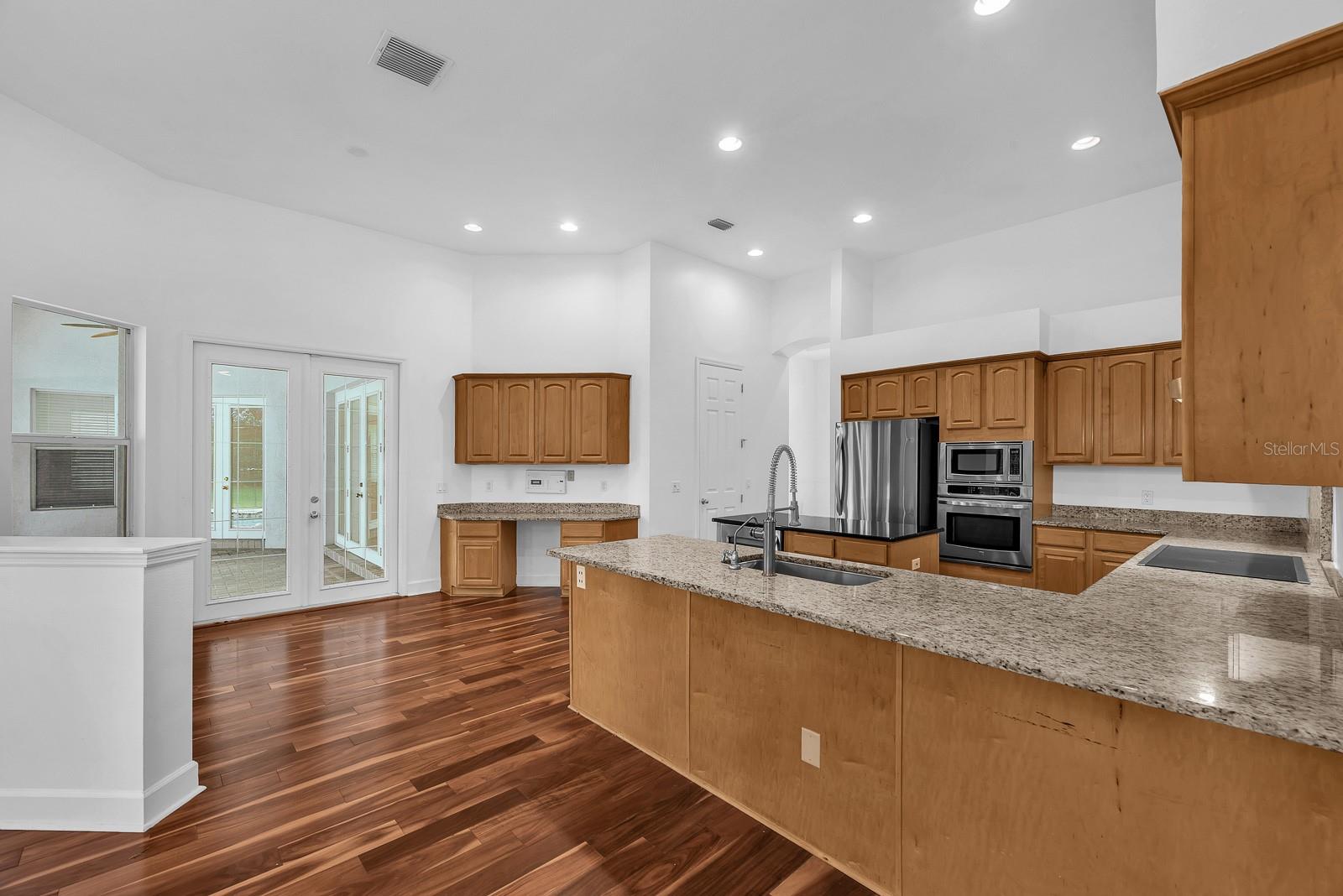 6034 HAMMOCK HILL AVE — photo 17