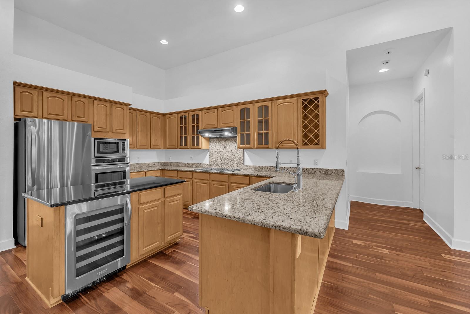 6034 HAMMOCK HILL AVE — photo 14