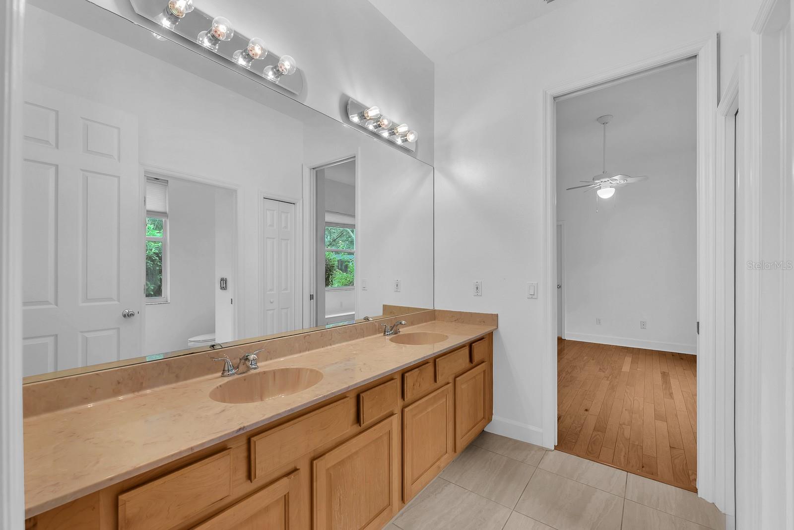 6034 HAMMOCK HILL AVE — photo 30