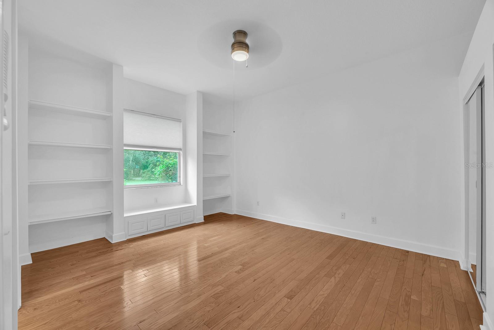 6034 HAMMOCK HILL AVE — photo 32