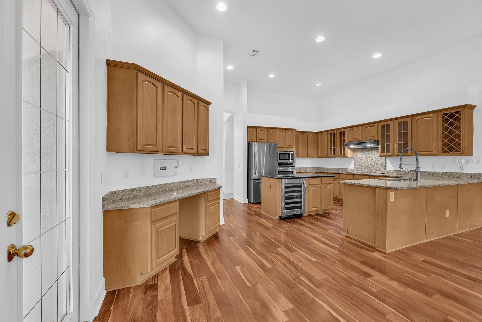 6034 HAMMOCK HILL AVE — photo 18