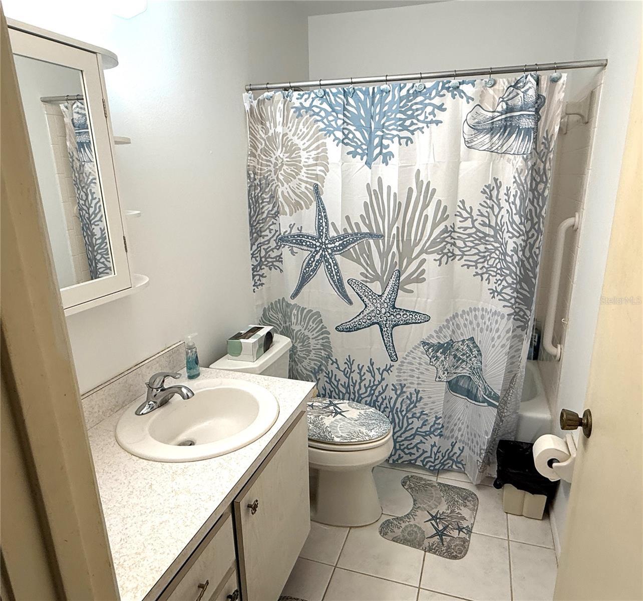 390 301 BLVD W #1B — photo 14
