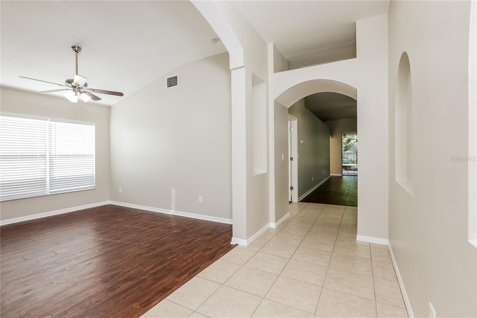 1717 ERIN BROOKE DR — photo 2