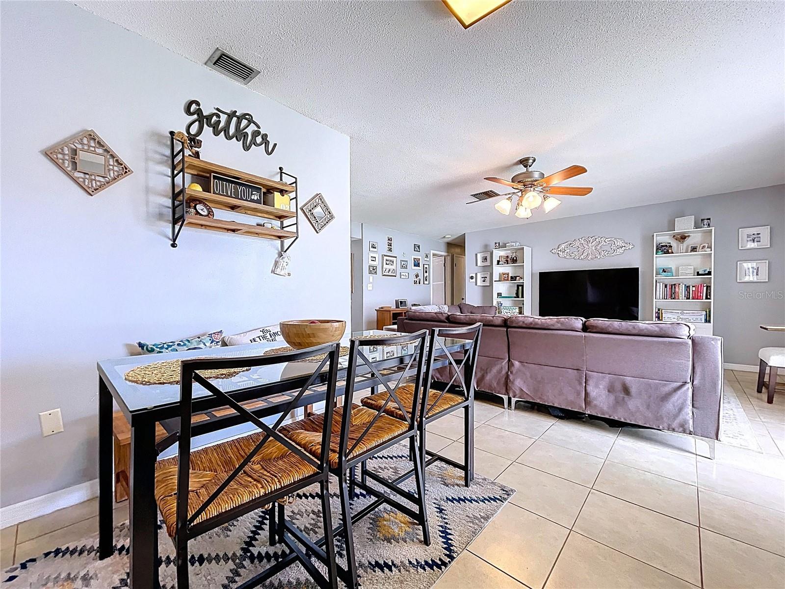 1622 DALE CIR S — photo 13