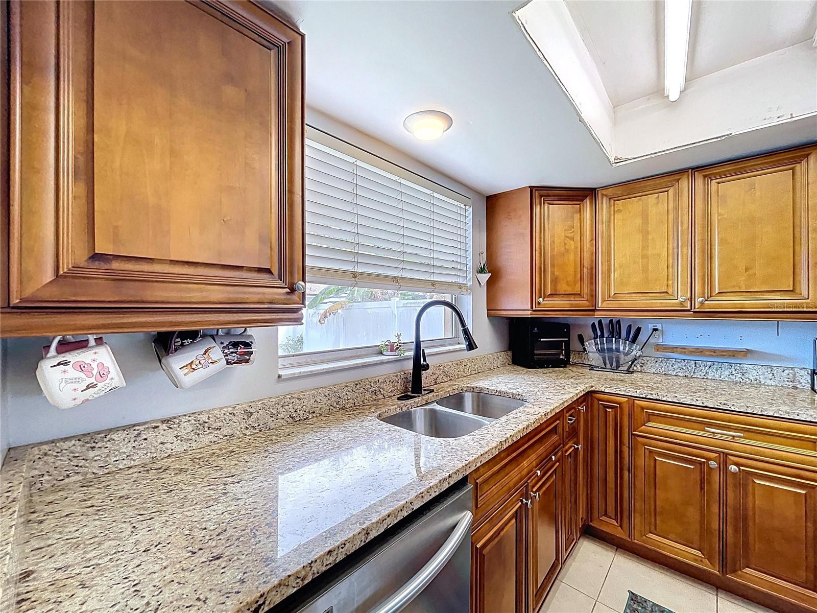 1622 DALE CIR S — photo 16
