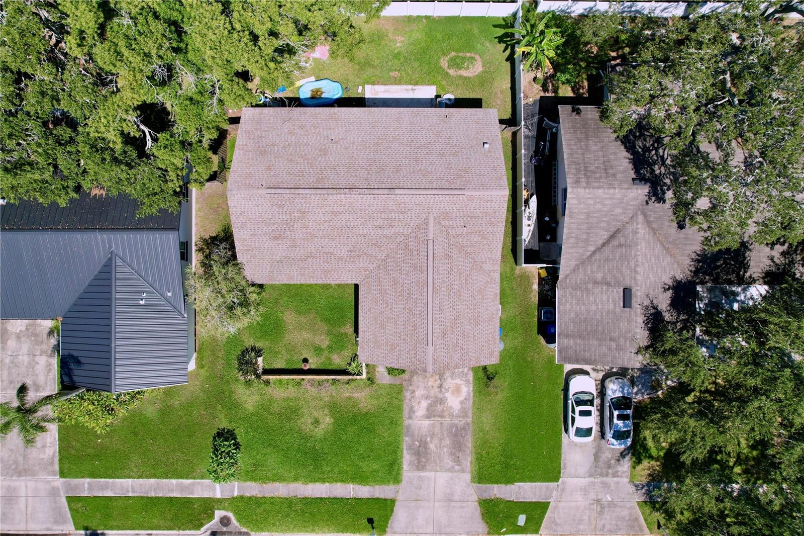 1622 DALE CIR S — photo 4
