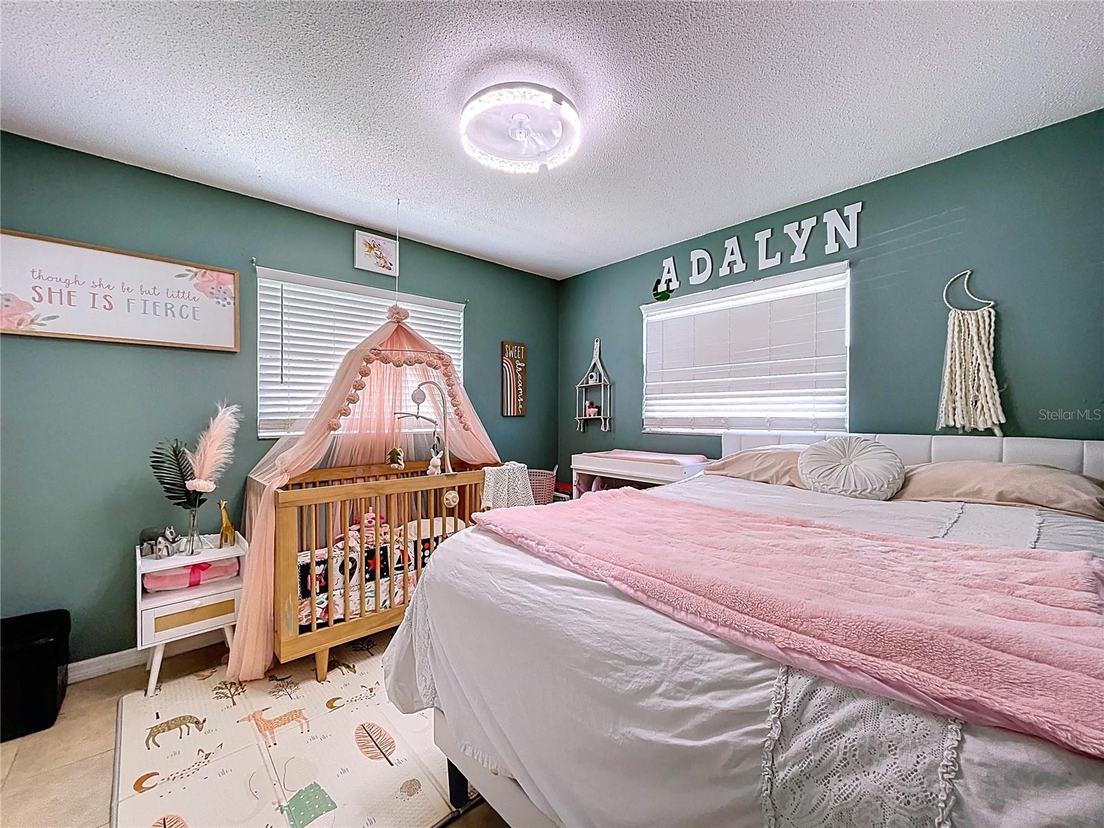 1622 DALE CIR S — photo 34
