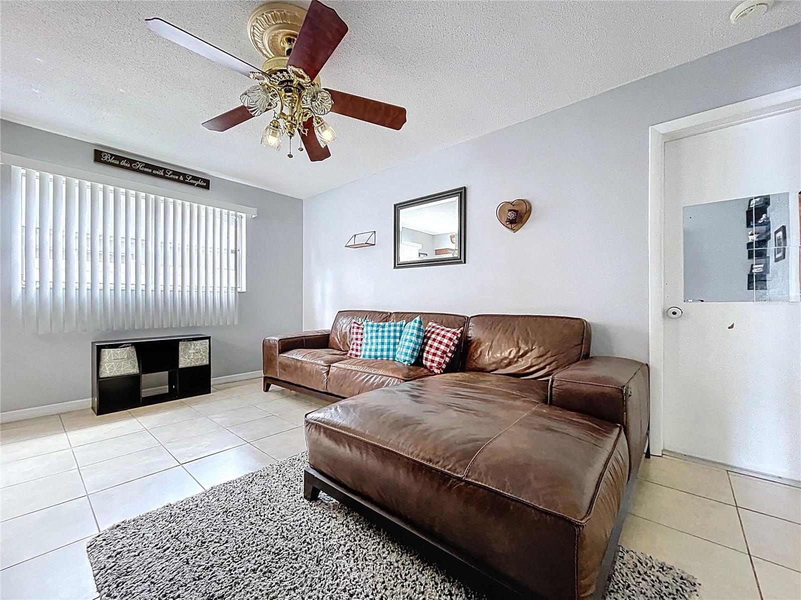 1622 DALE CIR S — photo 22