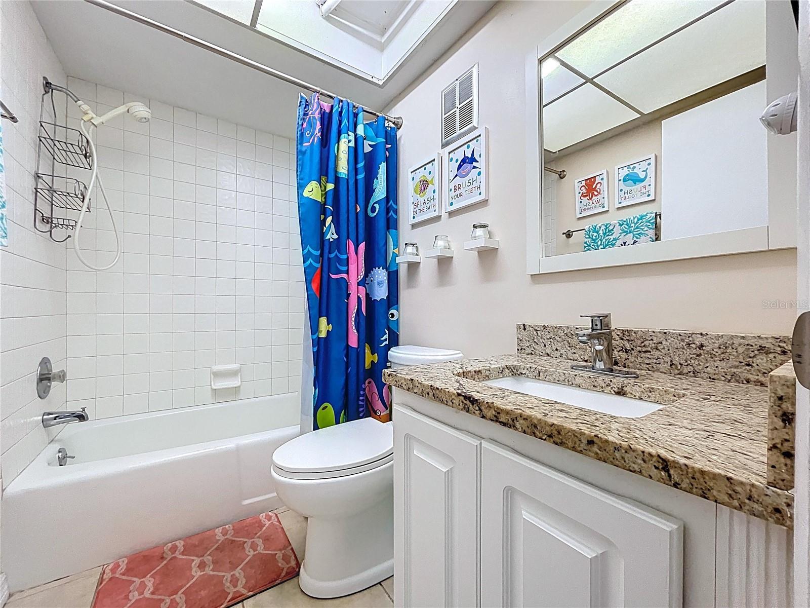 1622 DALE CIR S — photo 36