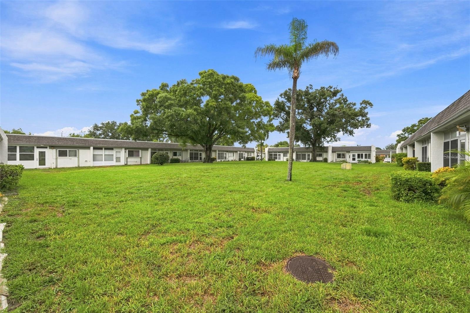 4651 LAKE VILLA DR — photo 3