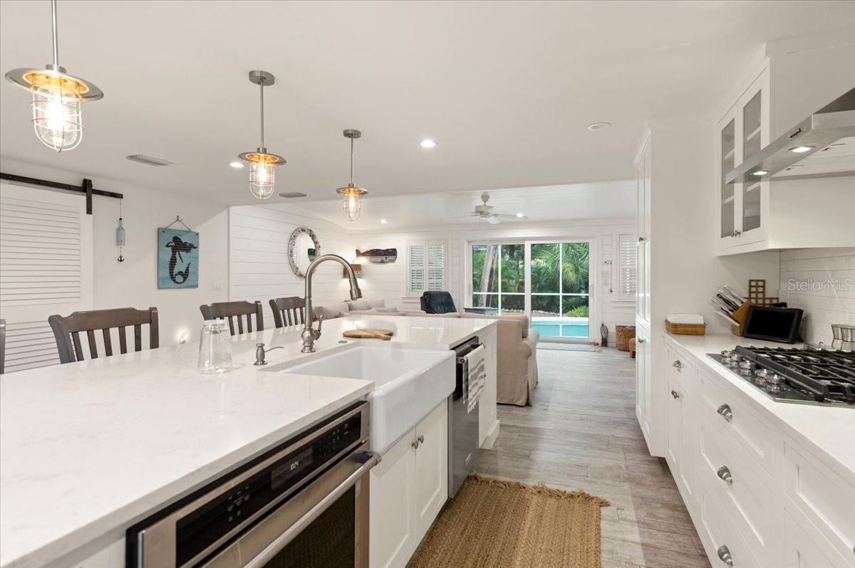 5125 SANDY BEACH AVE — photo 6
