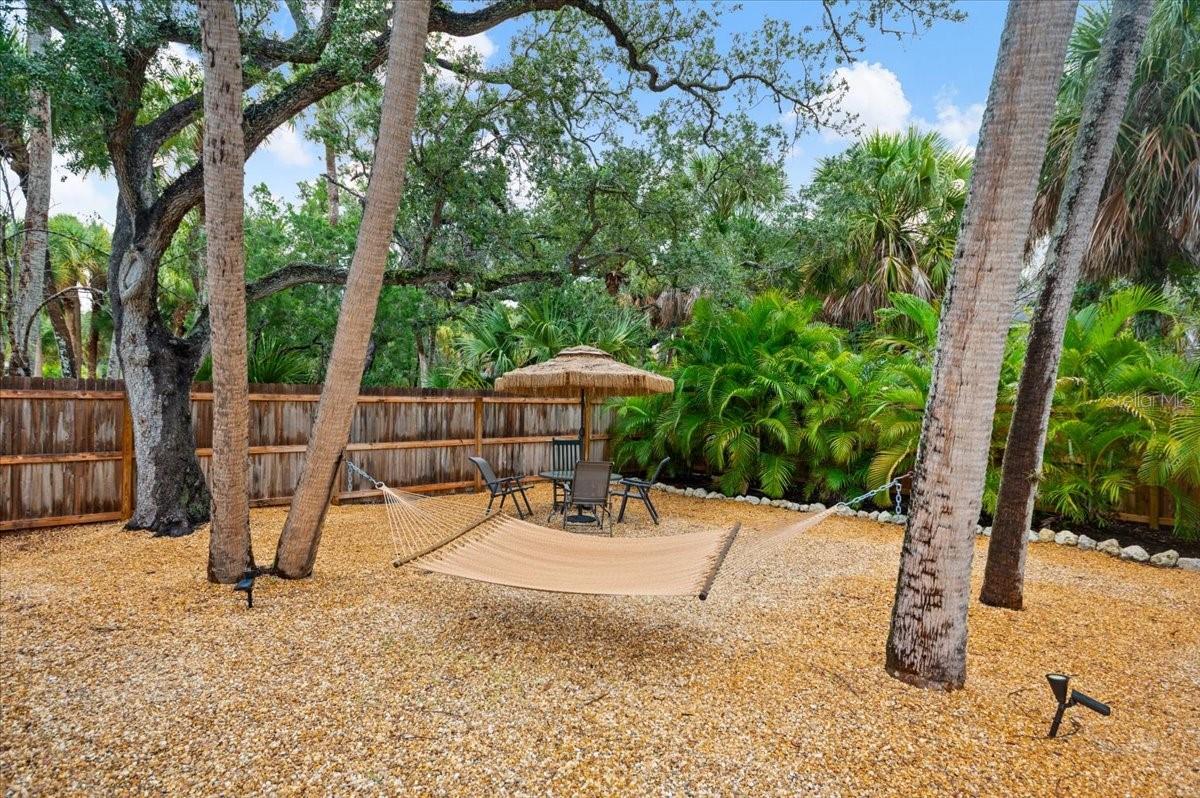 5125 SANDY BEACH AVE — photo 34