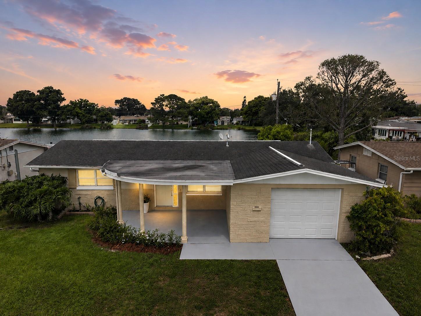 2044 PAMELA DR — photo 23