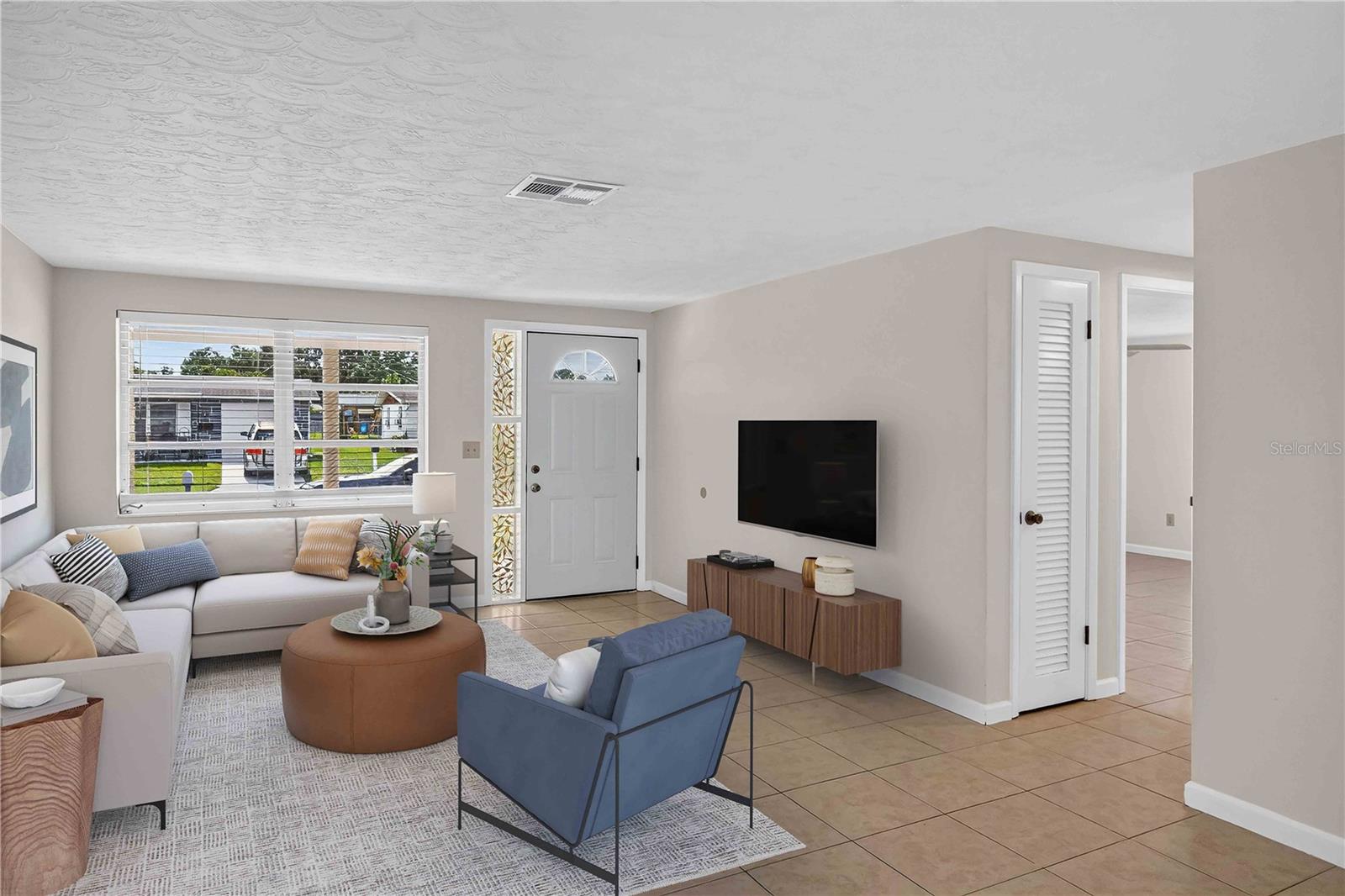 2044 PAMELA DR — photo 3