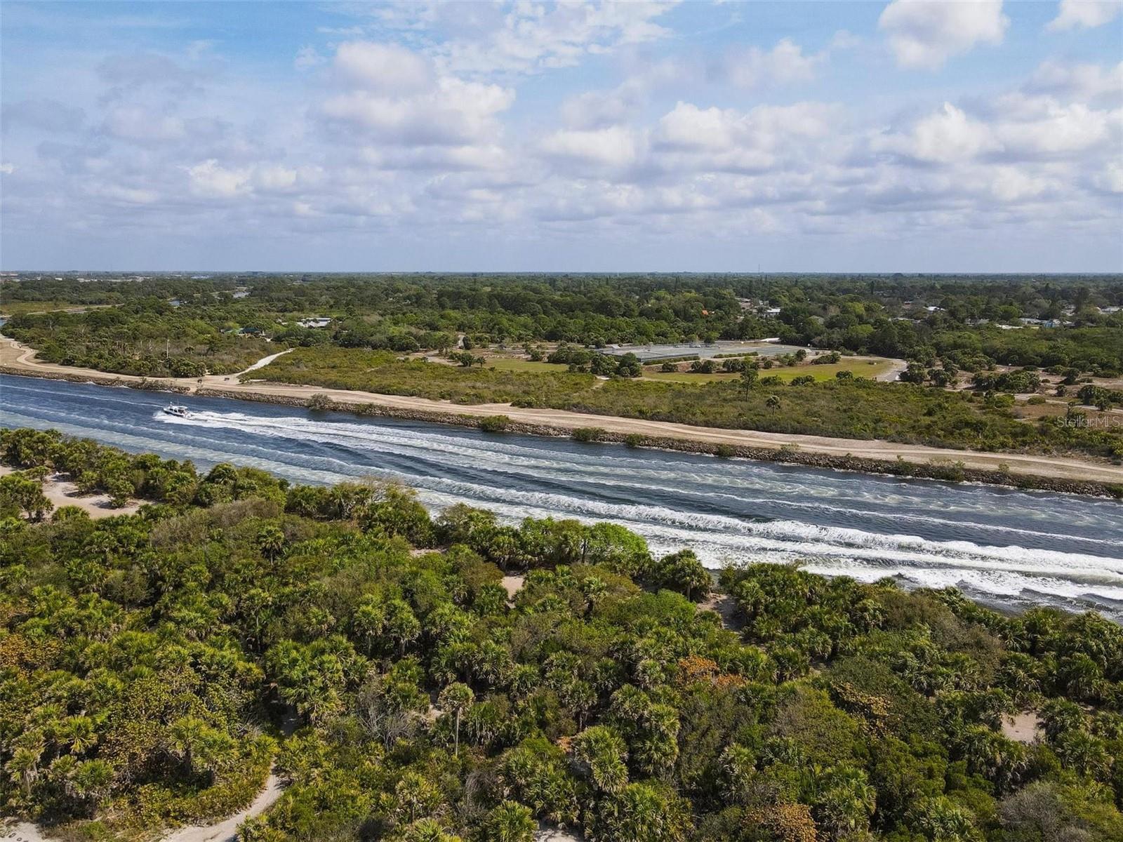 1329 NANTUCKET RD — photo 50
