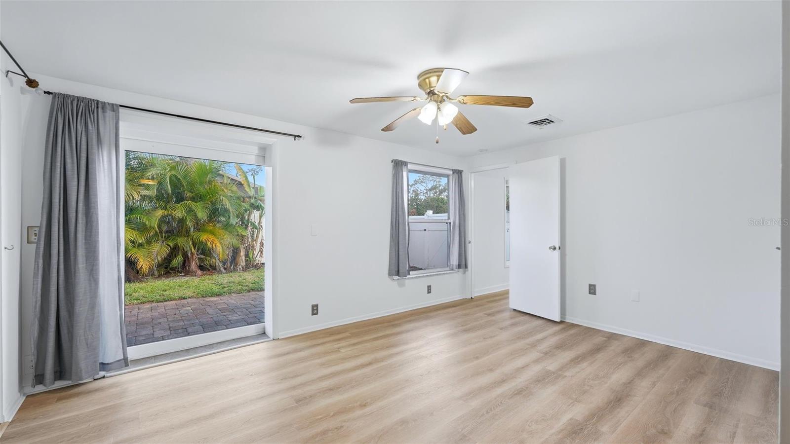 1329 NANTUCKET RD — photo 22