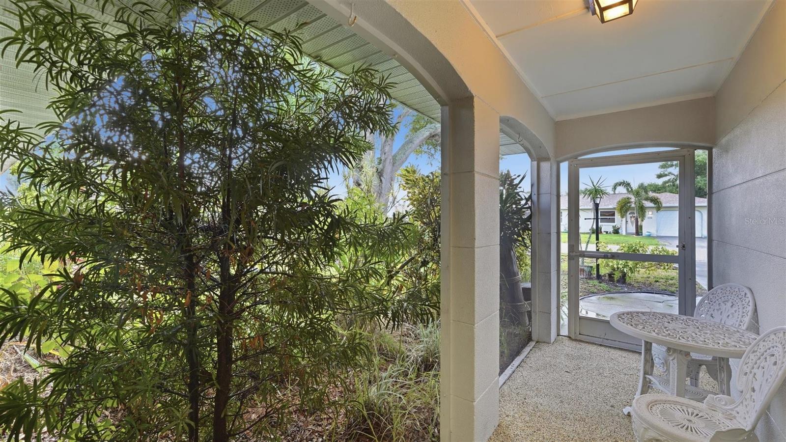 1329 NANTUCKET RD — photo 2