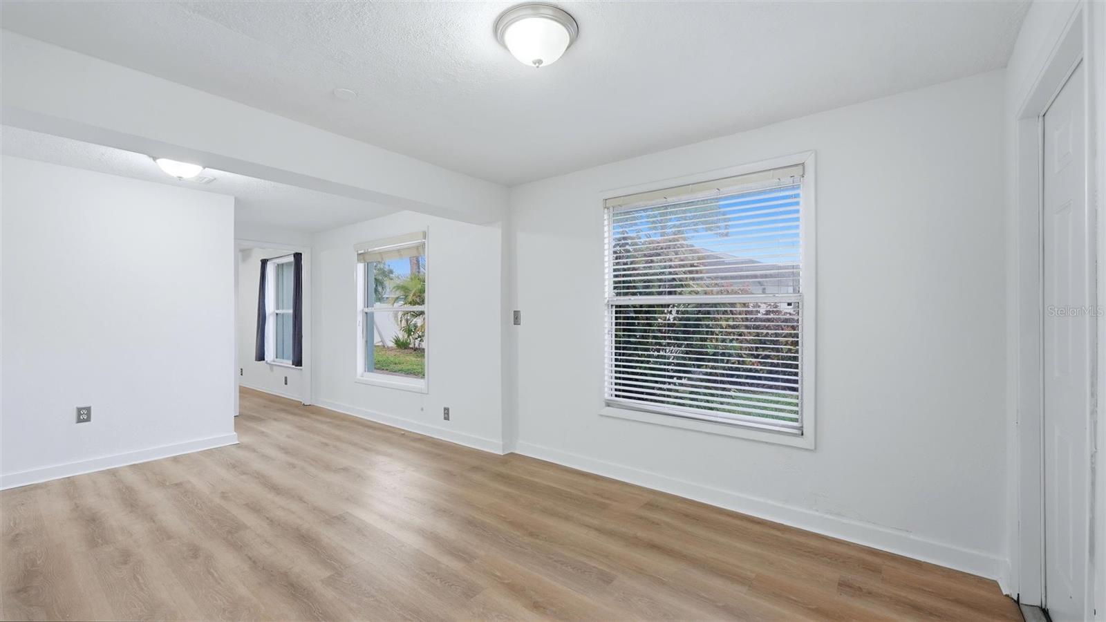 1329 NANTUCKET RD — photo 25