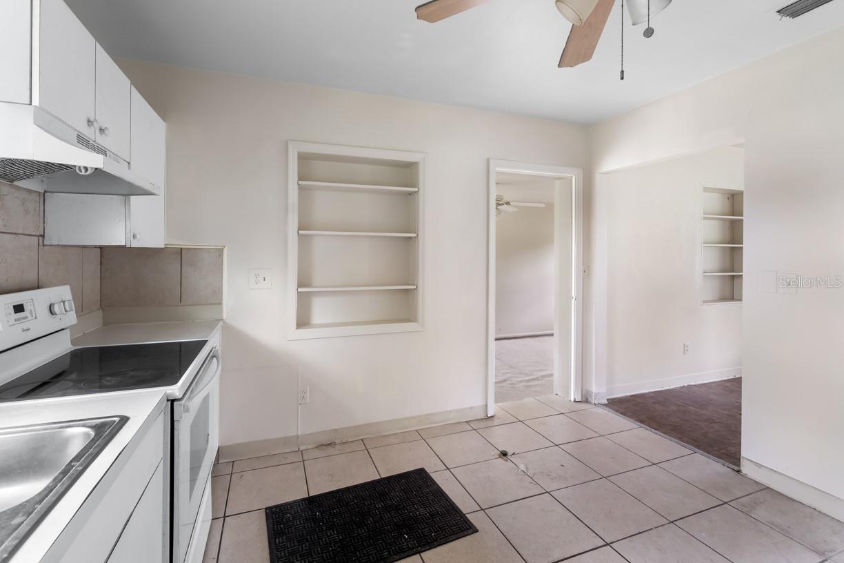 1329 WOODBINE ST — photo 8