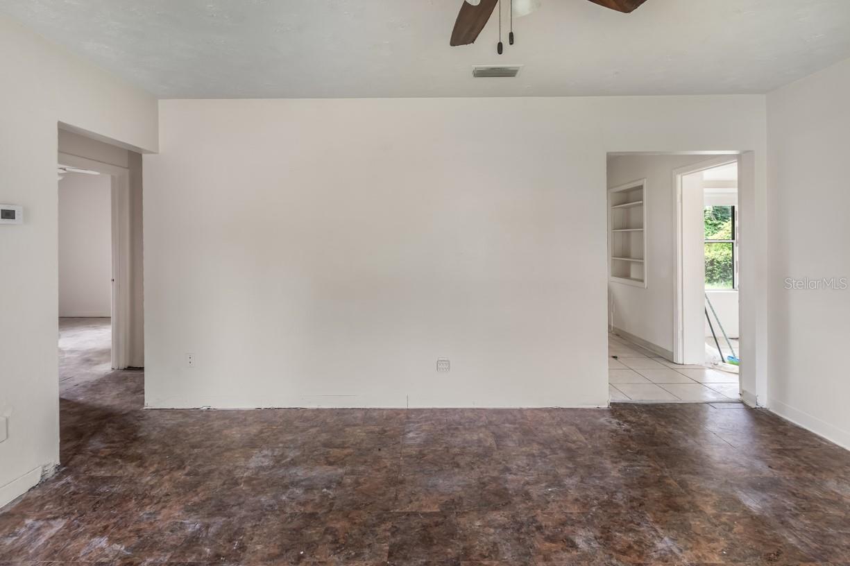 1329 WOODBINE ST — photo 4