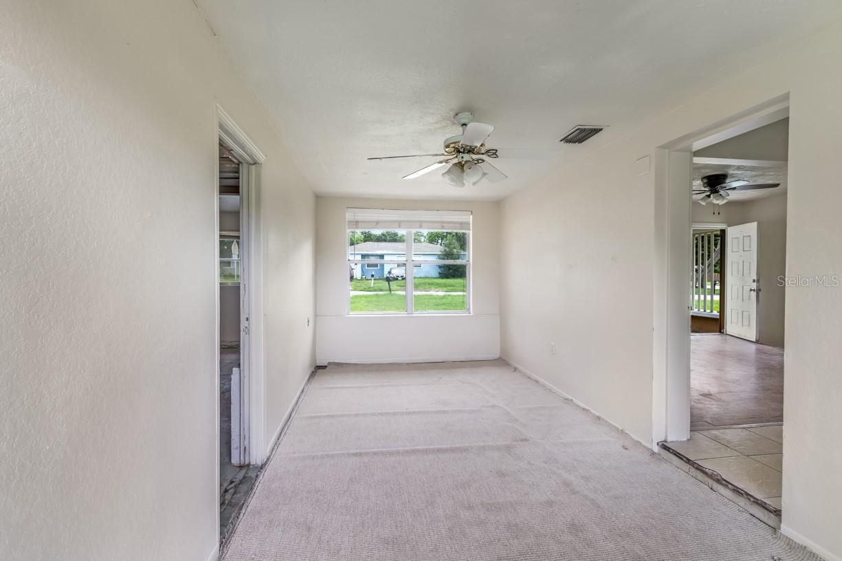 1329 WOODBINE ST — photo 17
