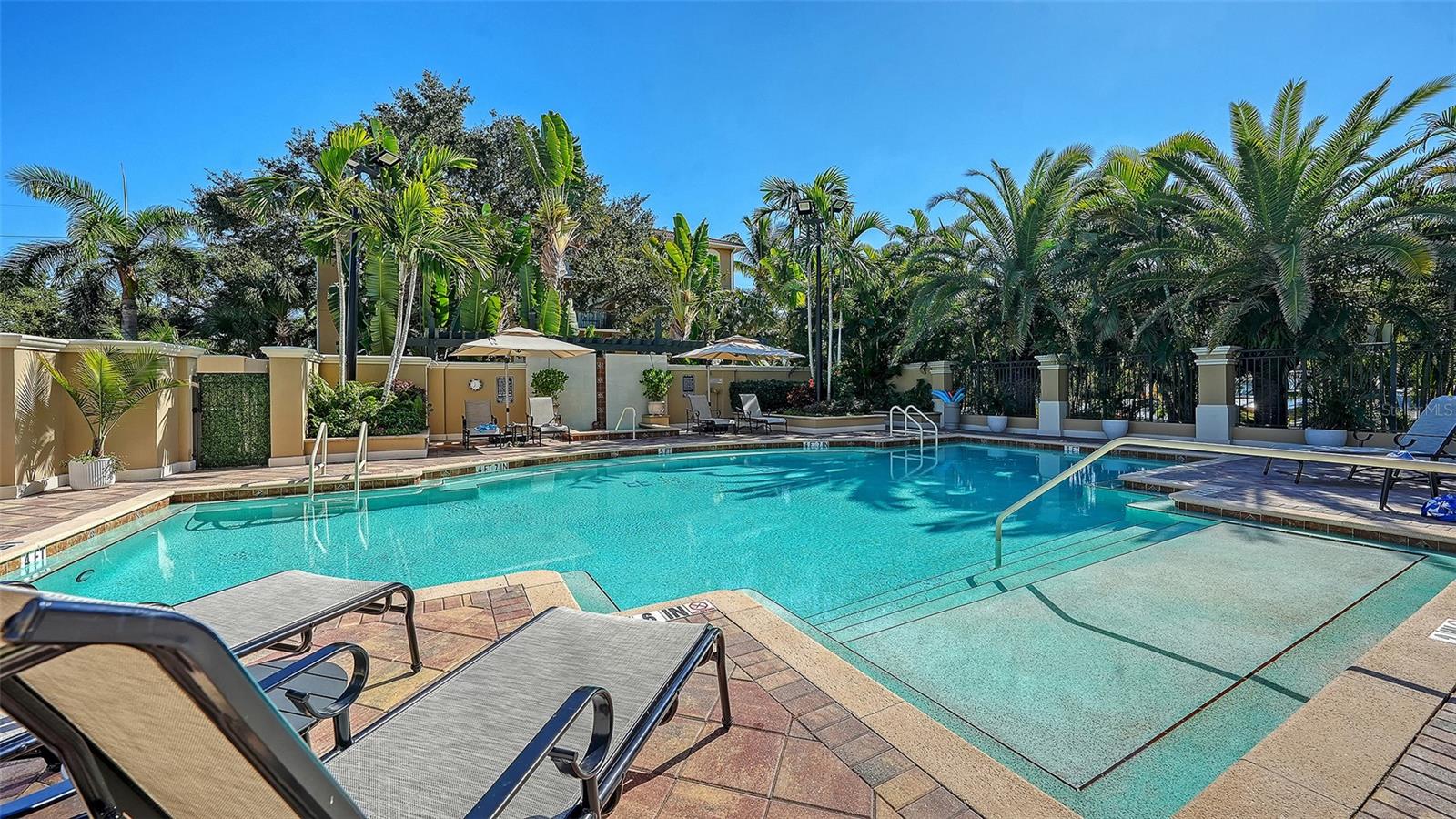 1064 N TAMIAMI TRL #1122 — photo 33