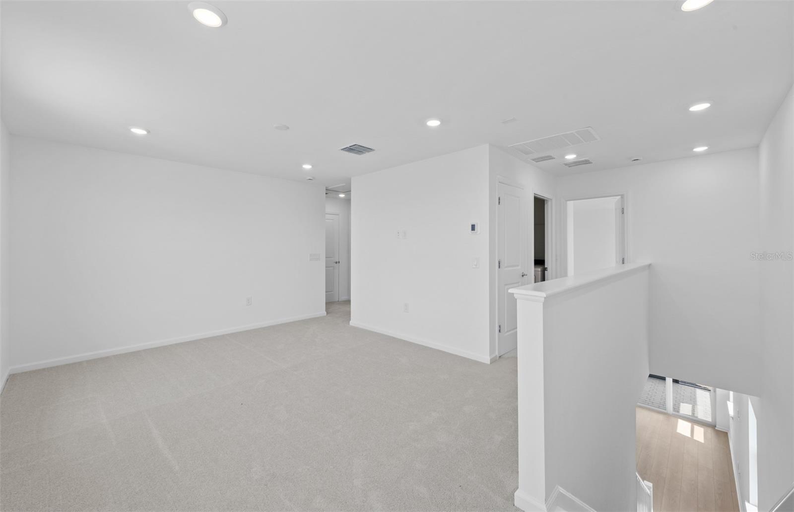 7719 REFLECTION PKWY — photo 29